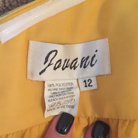 Prom dress - Picture 4 of 6